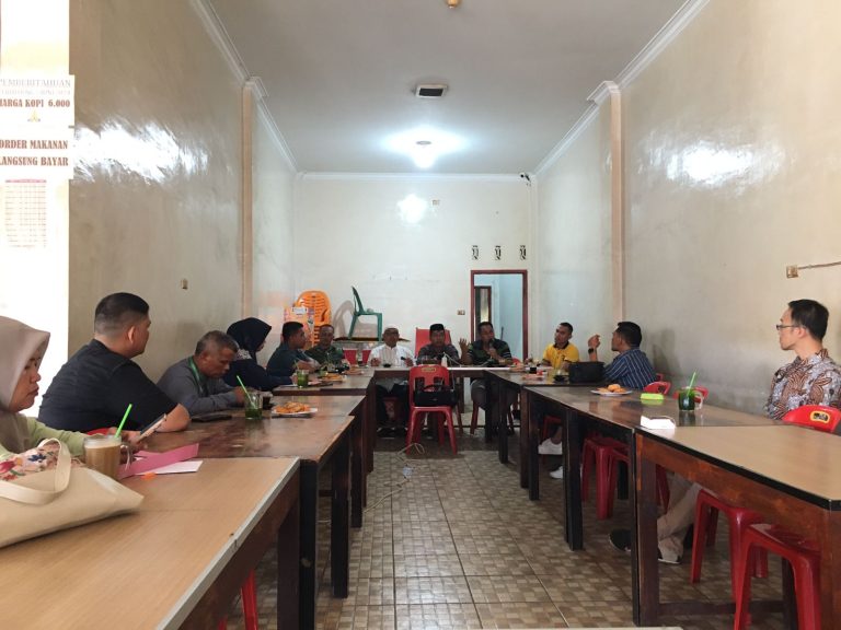 Keuchik Lam Bheu Temu Ramah dengan Pedagang dan Pengusaha